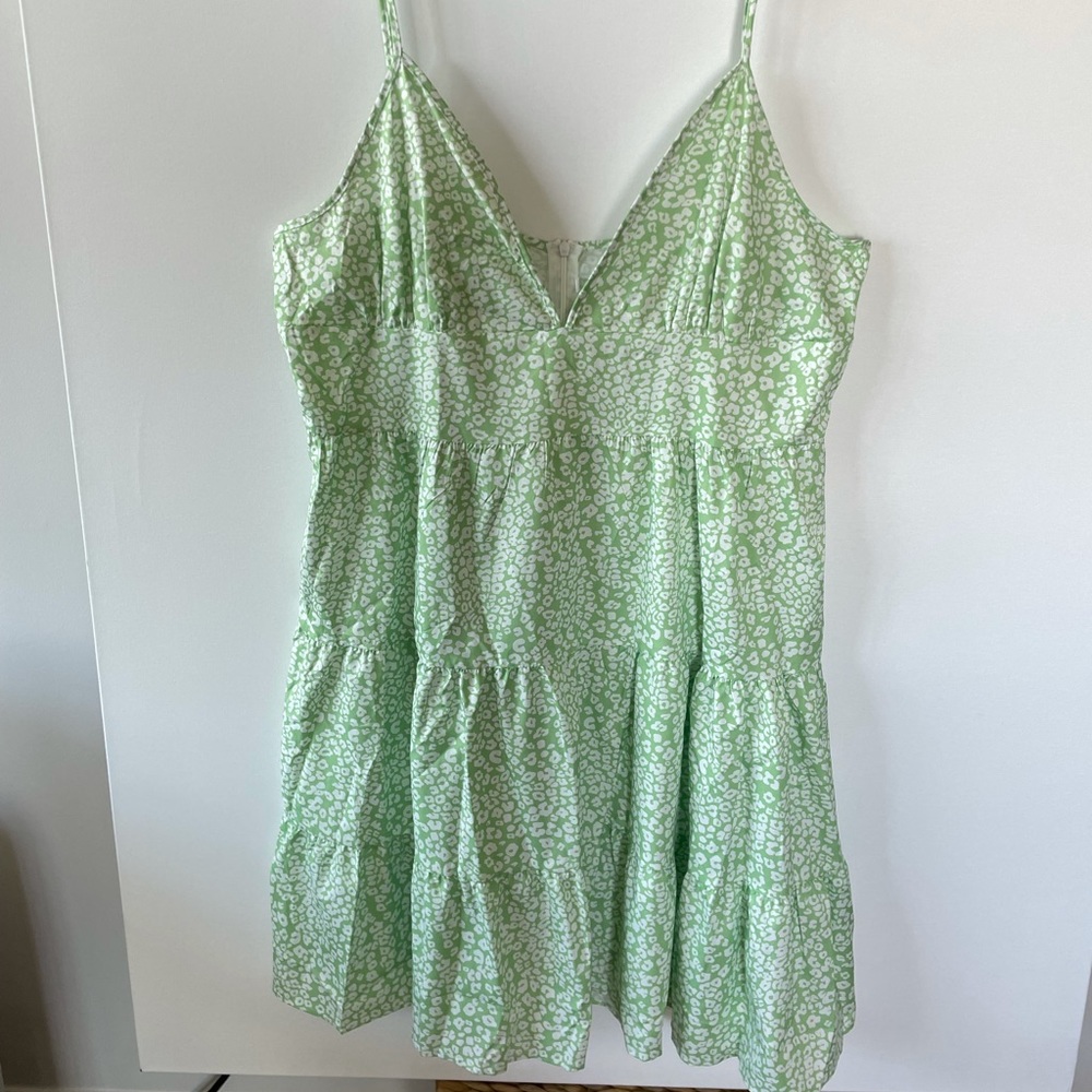 NWOT SheIn 1x Green leopard print dress